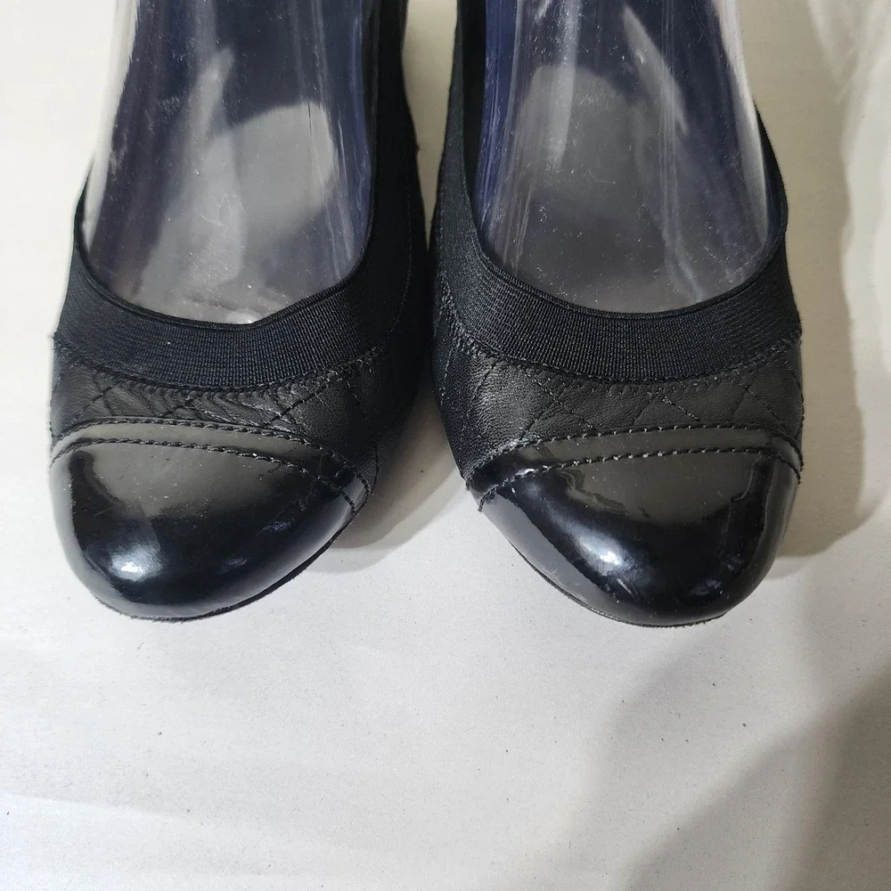 Tory Burch Black Quilted Leather‎ Patent Cap Toe Ballet Flats Gold Logo 6.5M